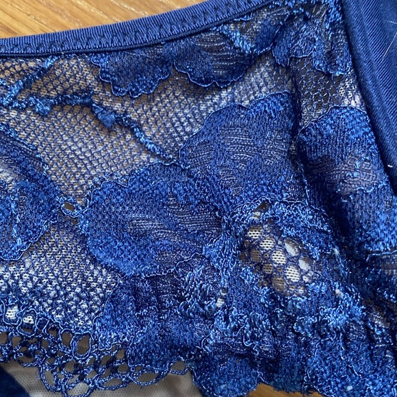 ❤️ Victoria’s Secret Body By Victoria Racerback Demi Lace Bra 34C - Picture 5 of 8